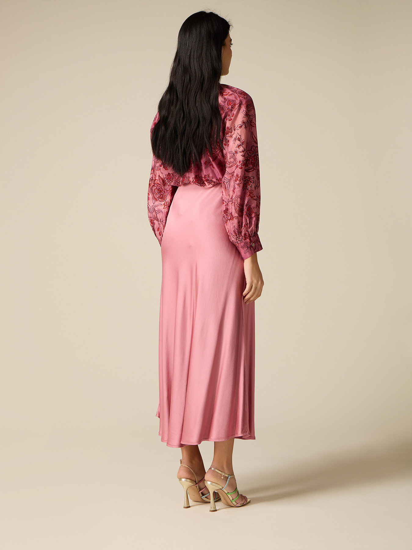 Viscose satin skirt image number 1