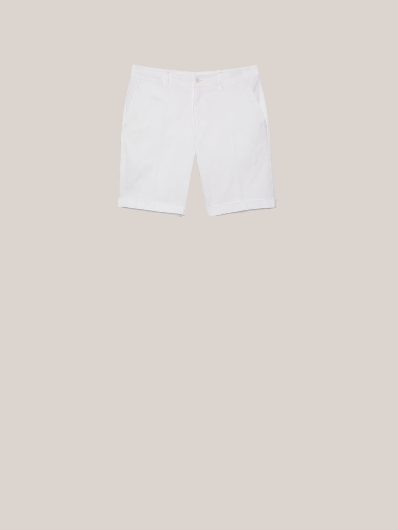 Cotton basic Bermuda shorts image number 3