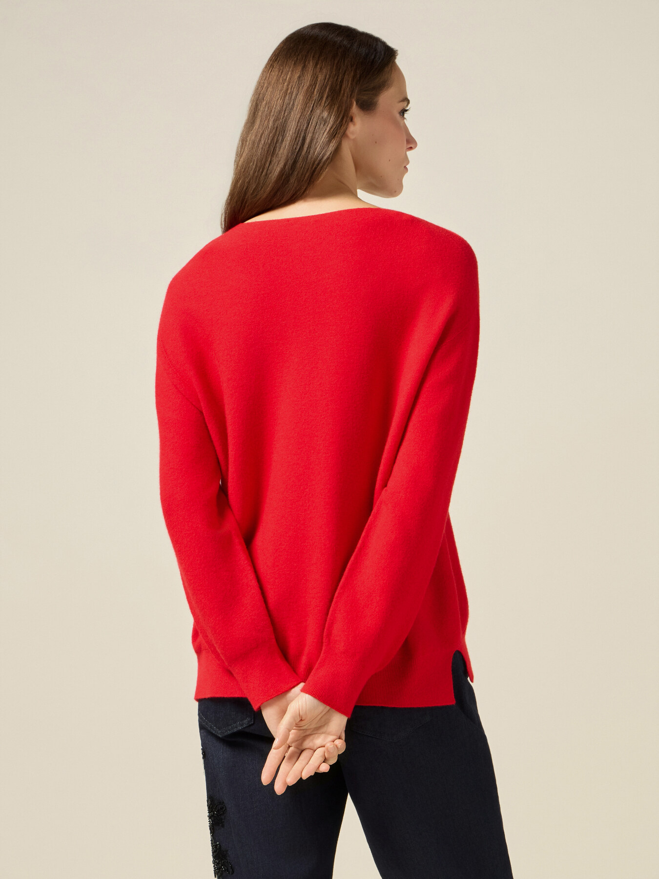 V-neck sweater image number 1