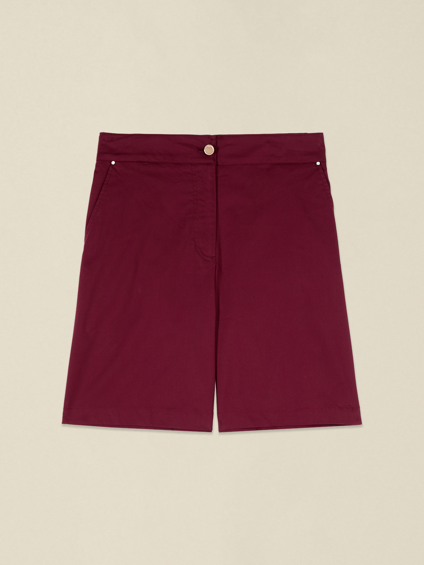 Bermuda shorts in cotton blend gabardine image number 4
