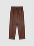 Pantalon jogger imitation cuir image number 3