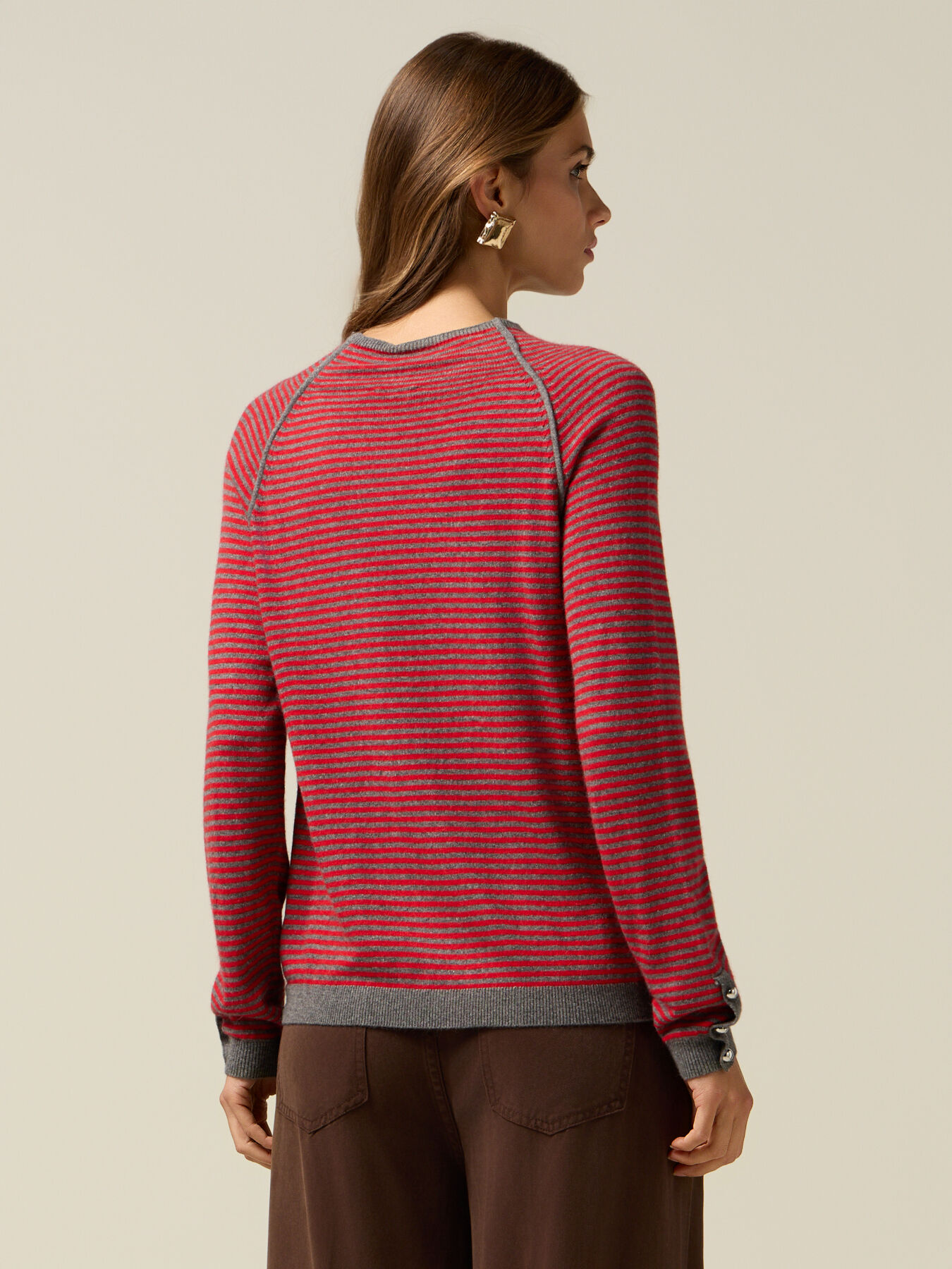 Pullover aus Wollmischung mit Streifen und Knopfdetail image number 1