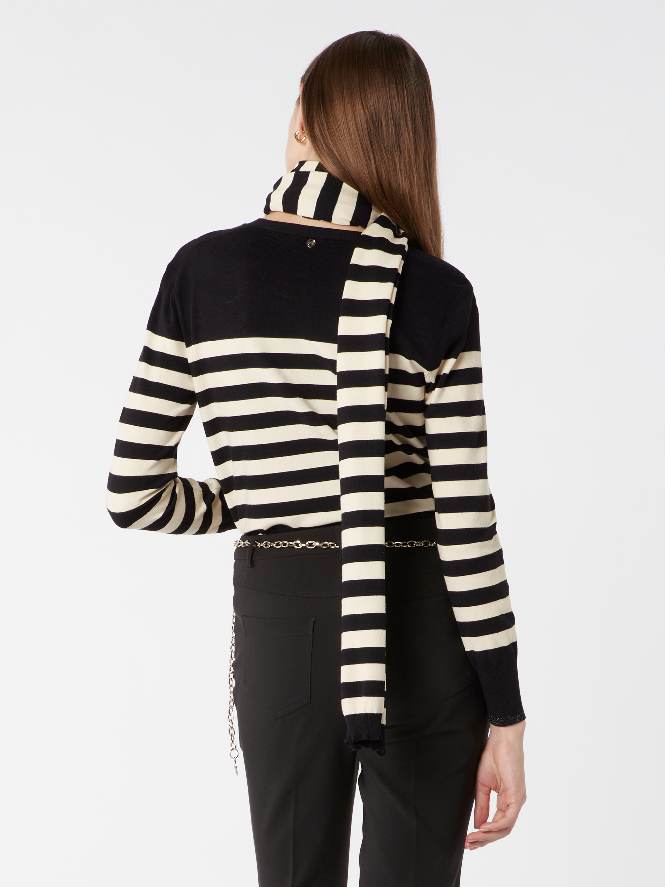 Cardigan con sciarpa coordinata image number 1