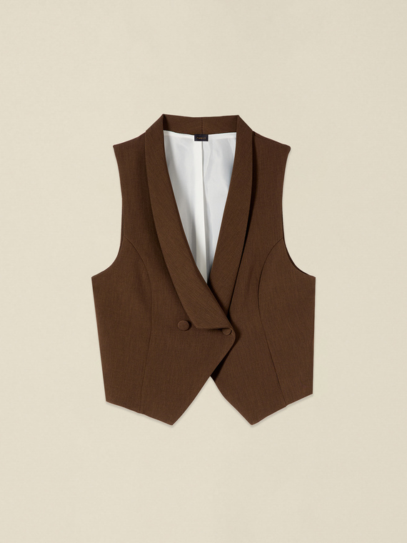 Short tailored vest