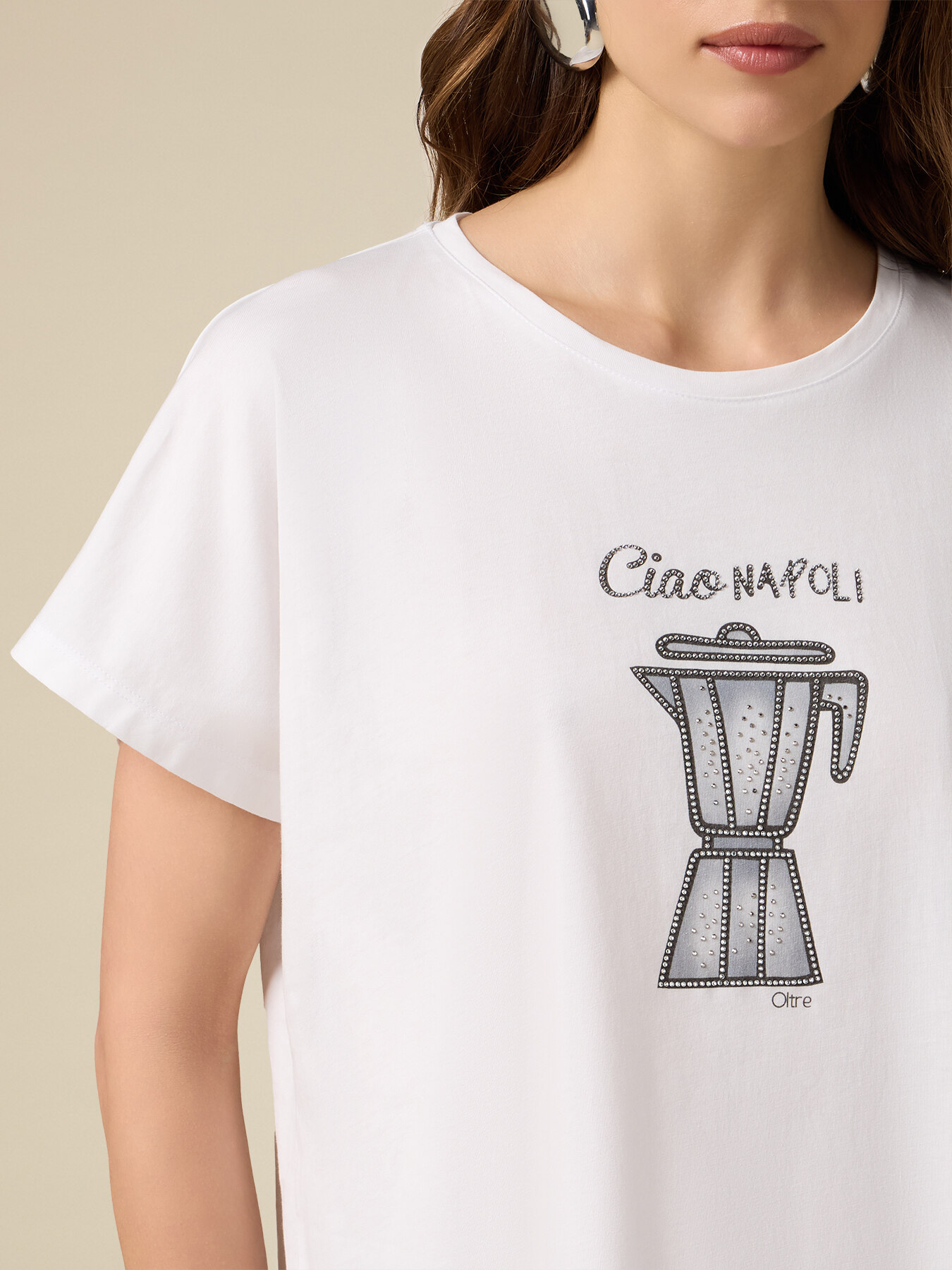 T-Shirt mit Aufdruck und Applikationen image number 2