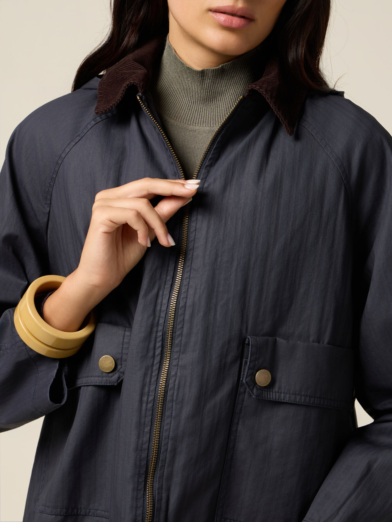 Parka corto in cotone con cappuccio image number 2