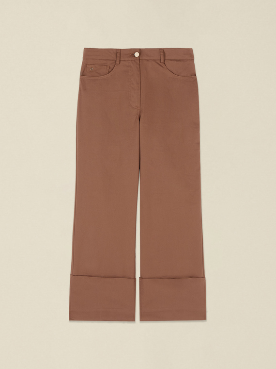 Cropped pants with cuff