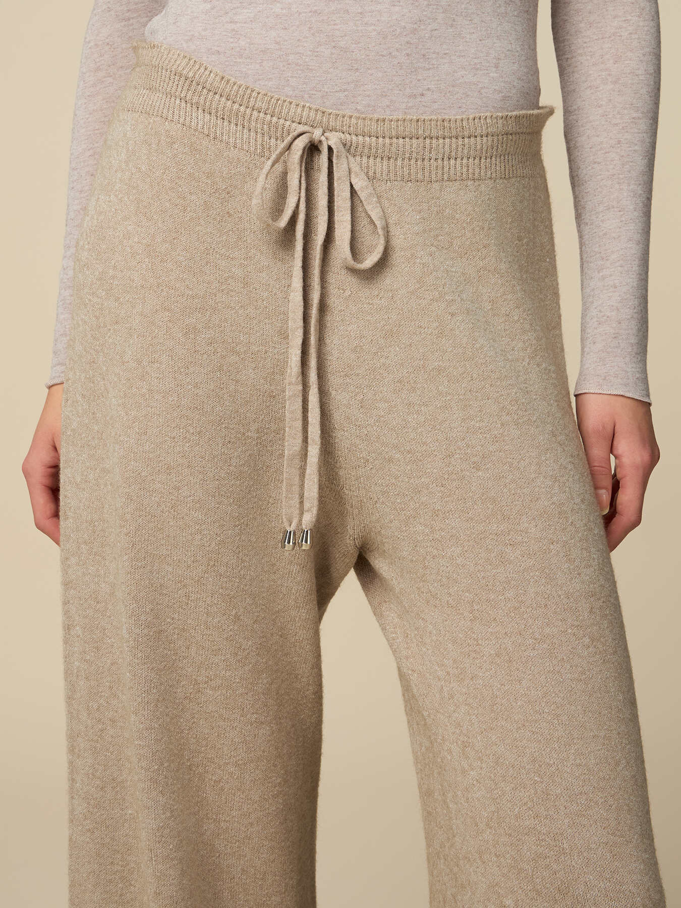Knit trousers image number 2
