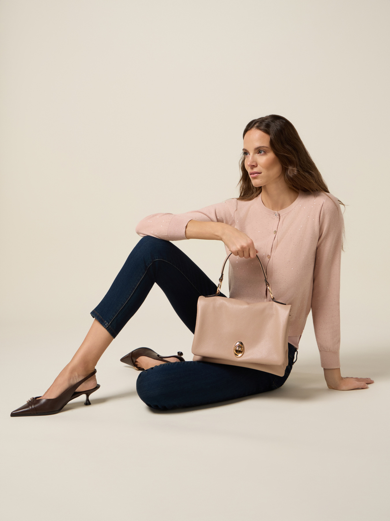 Genuine leather shoulder bag image number 0