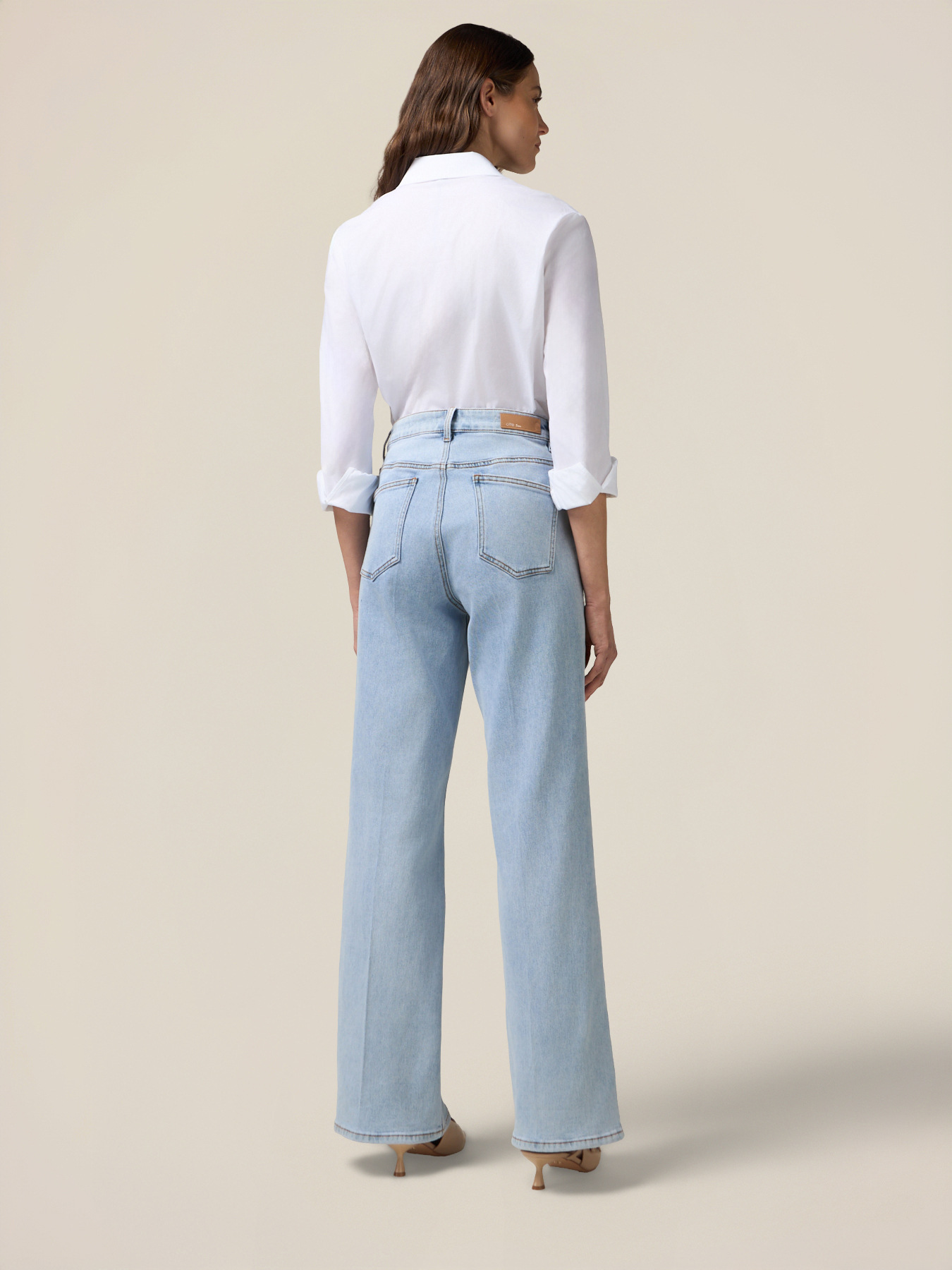 Jeans a palazzo con castoni image number 1