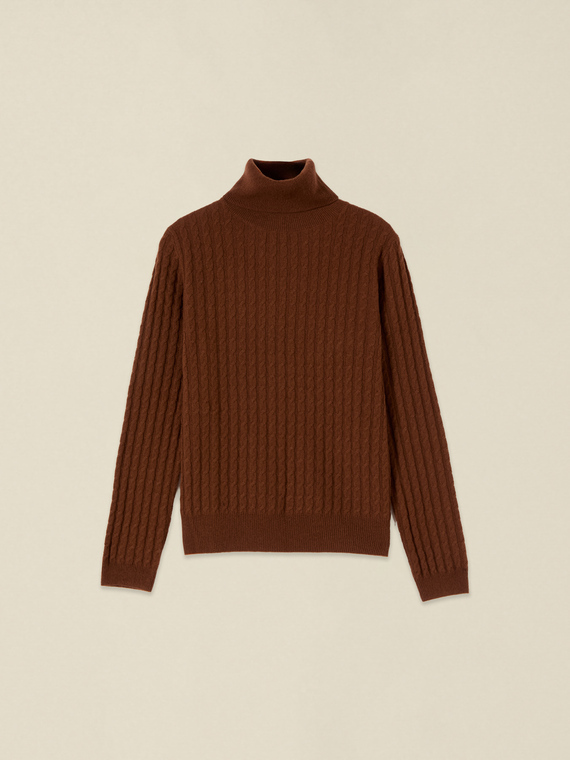 Dolcevita in lana/cashmere a trecce