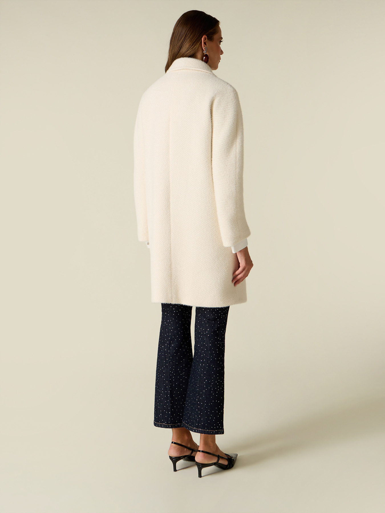 Coat with asymmetric closure image number 1