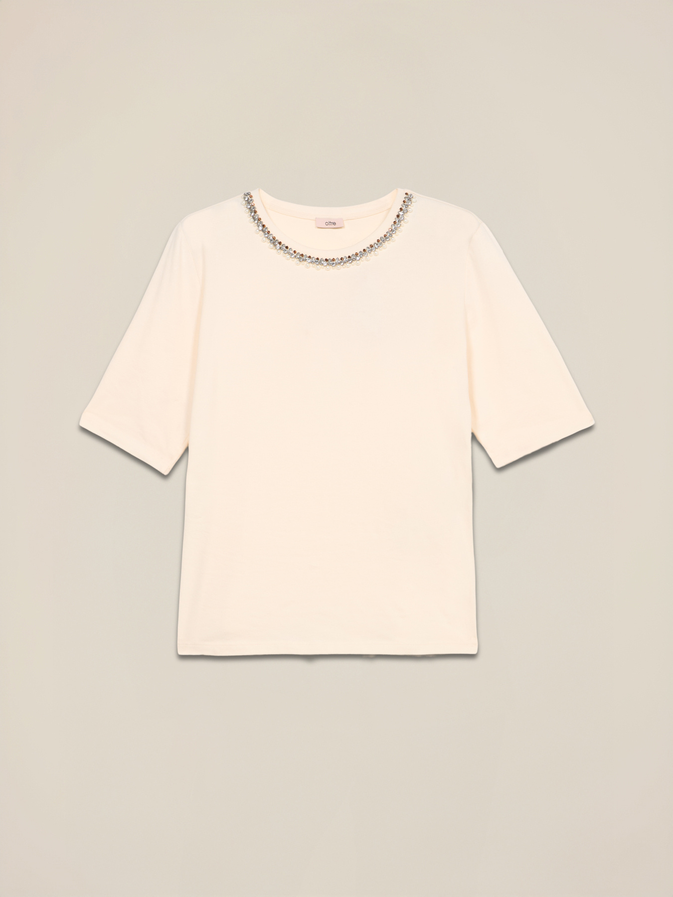T-shirt con ricamo gioiello image number 3