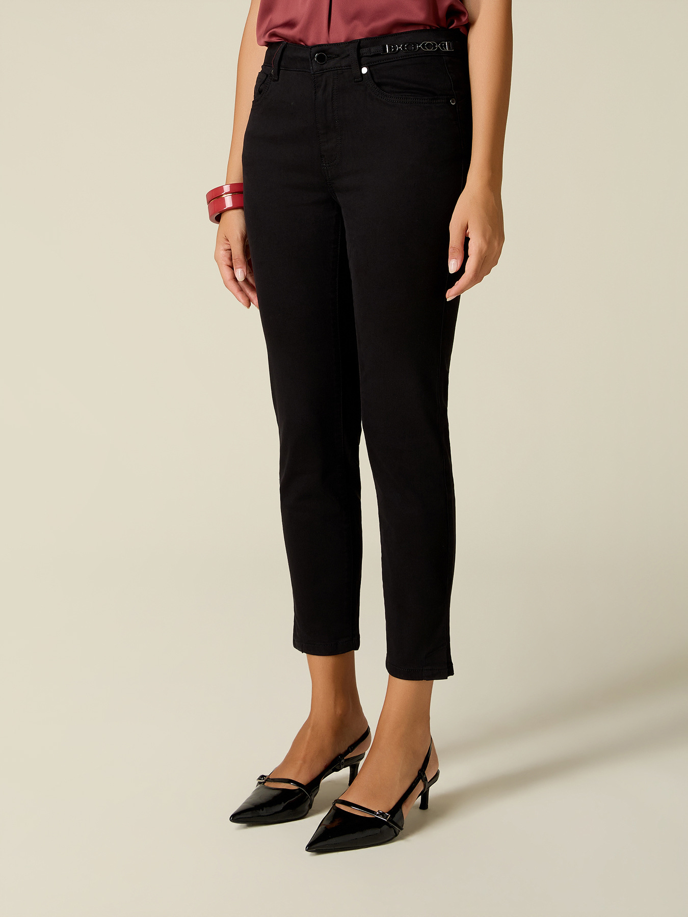 Pantaloni skinny con catena metallica image number 3
