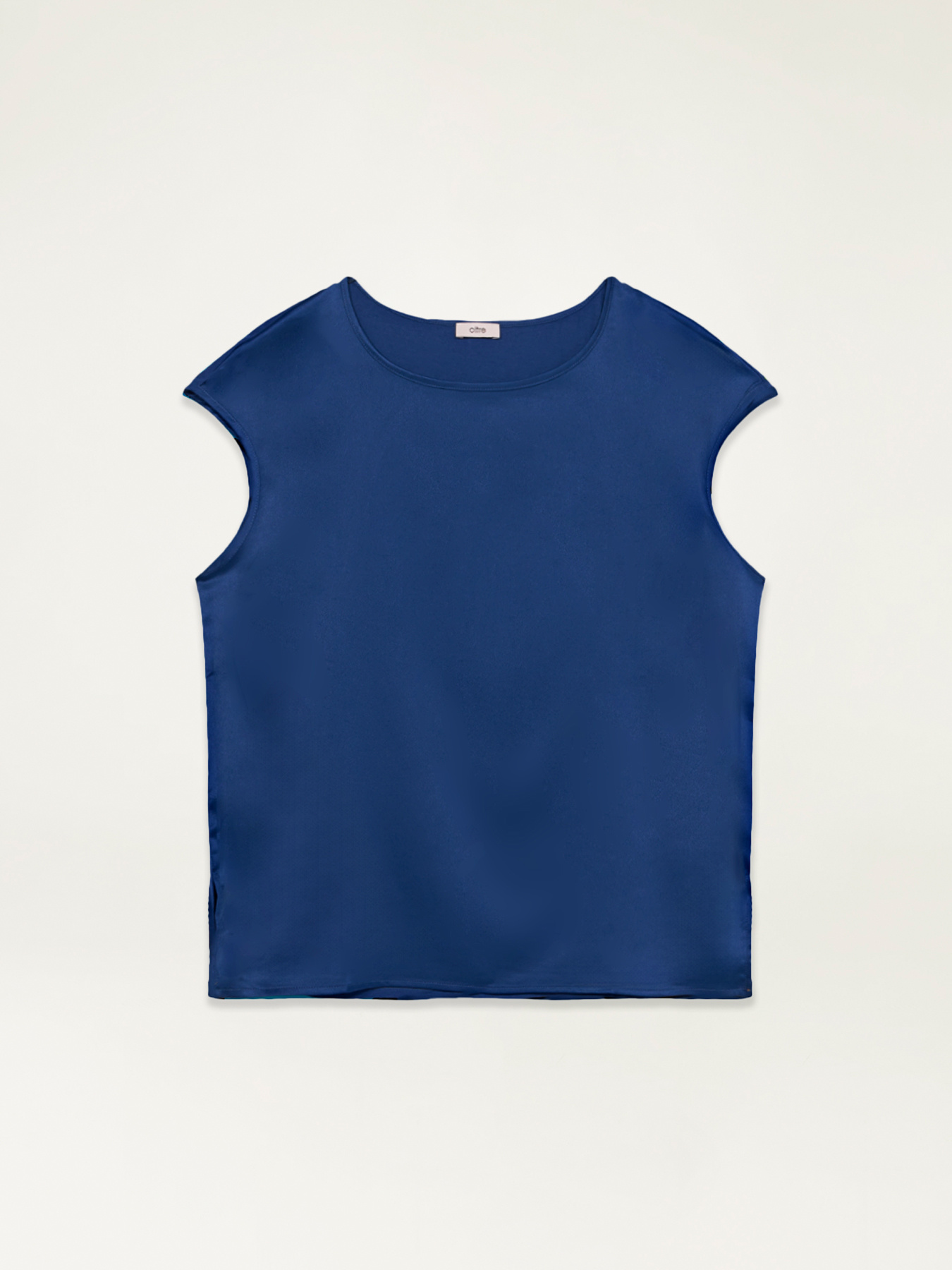 T-Shirt aus zwei verschiedenen Materialien image number 3