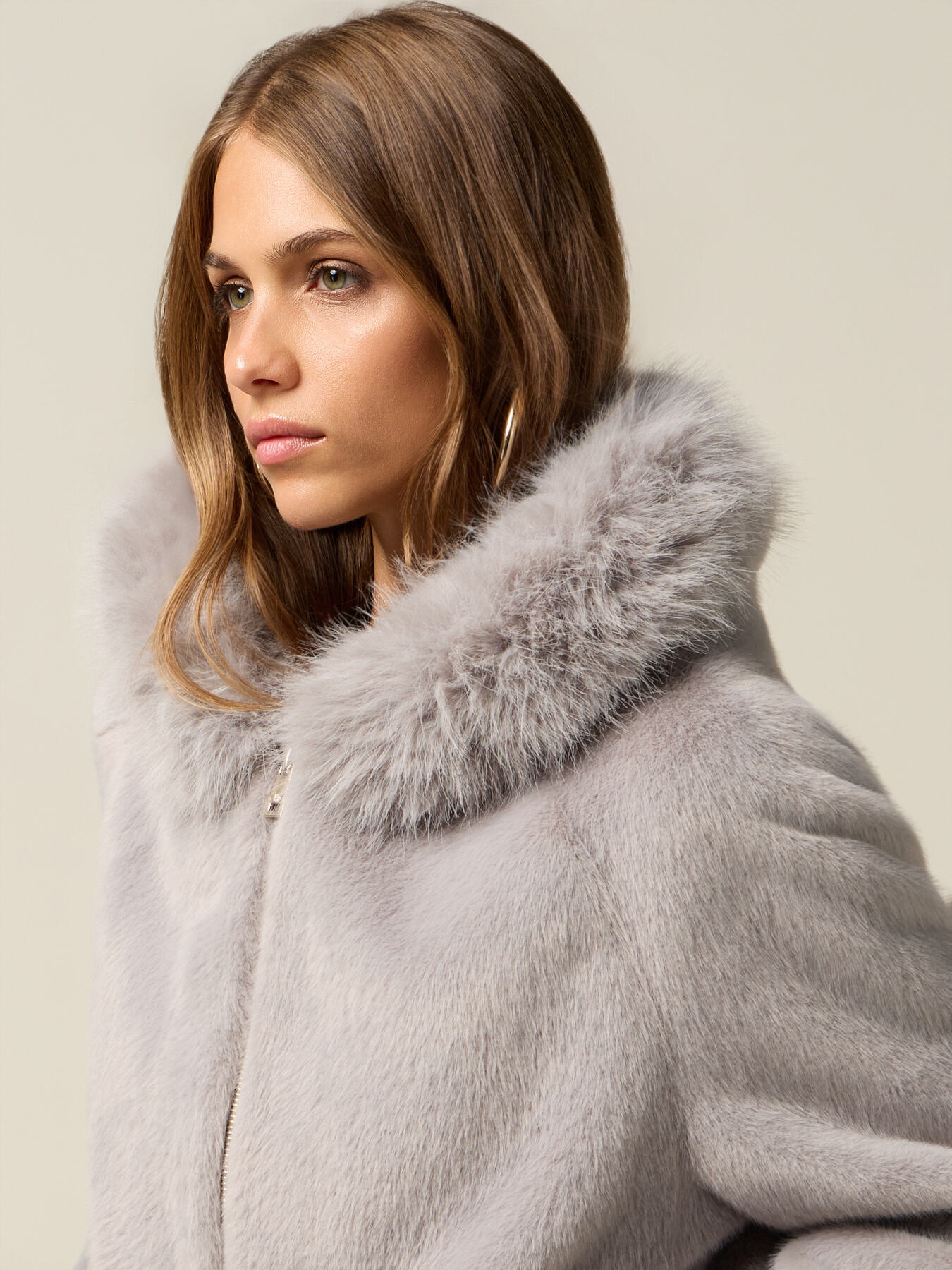 Parka corto con capucha image number 2