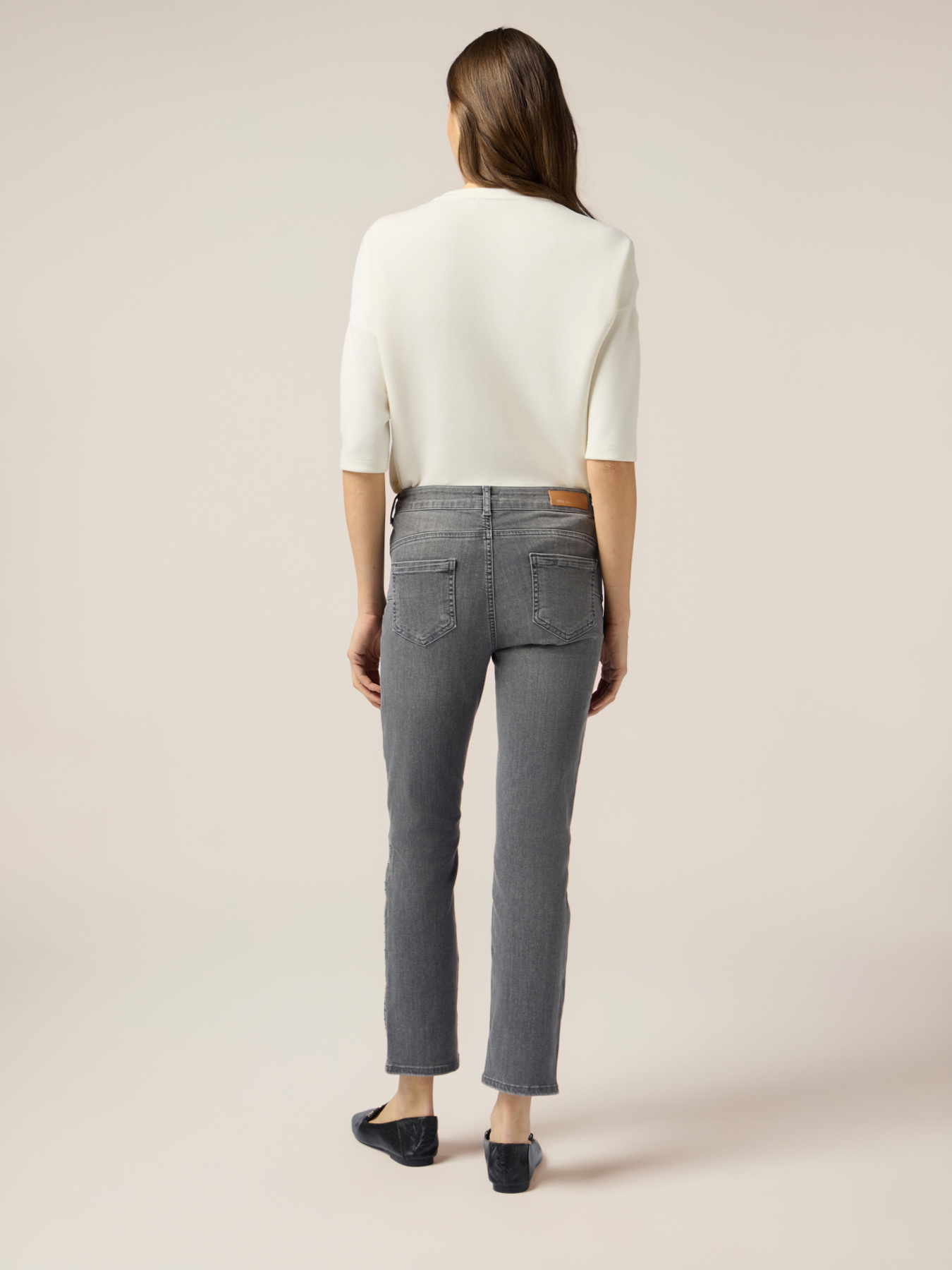 Regular jeans with decorative studs image number 1