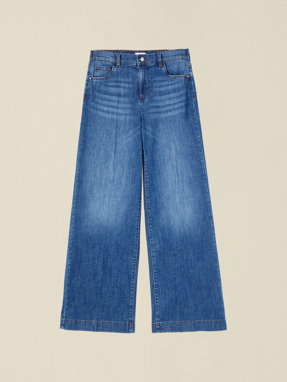 Wide leg jeans