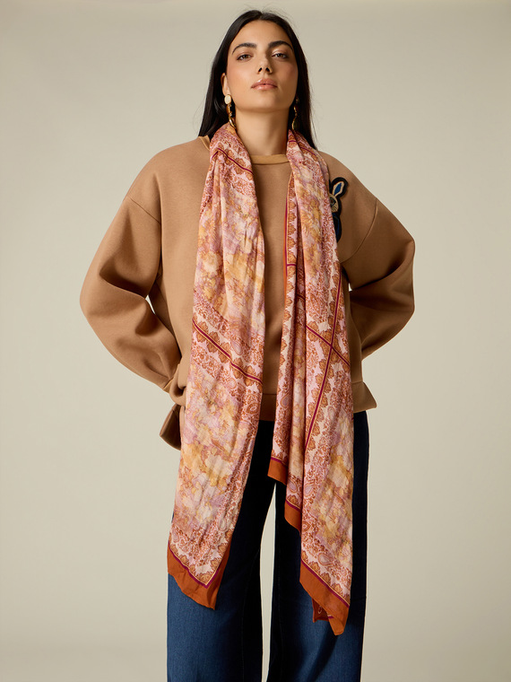 Fantasy scarf