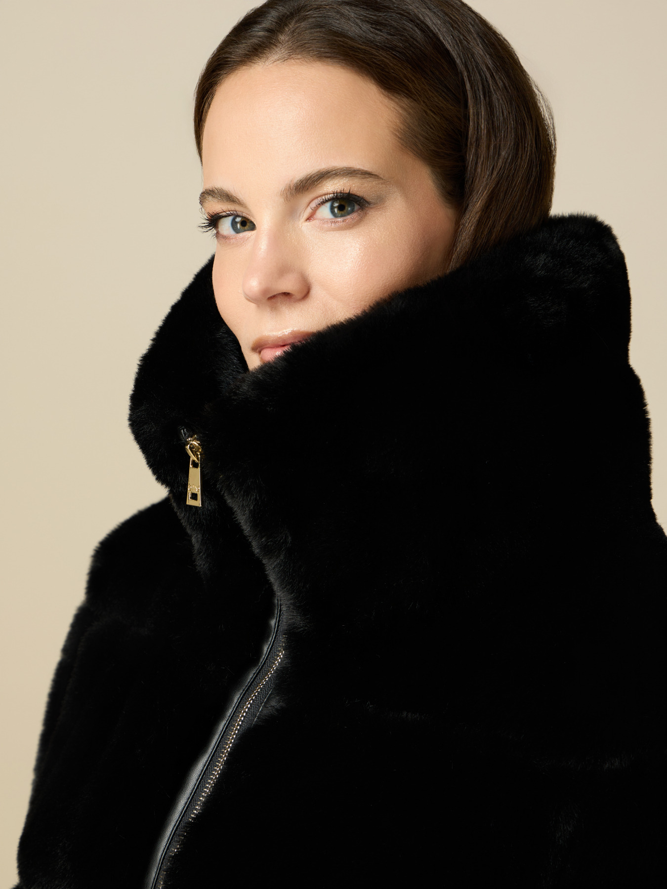 Teddyb&auml;r-Jacke mit Strickb&uuml;ndchen image number 2