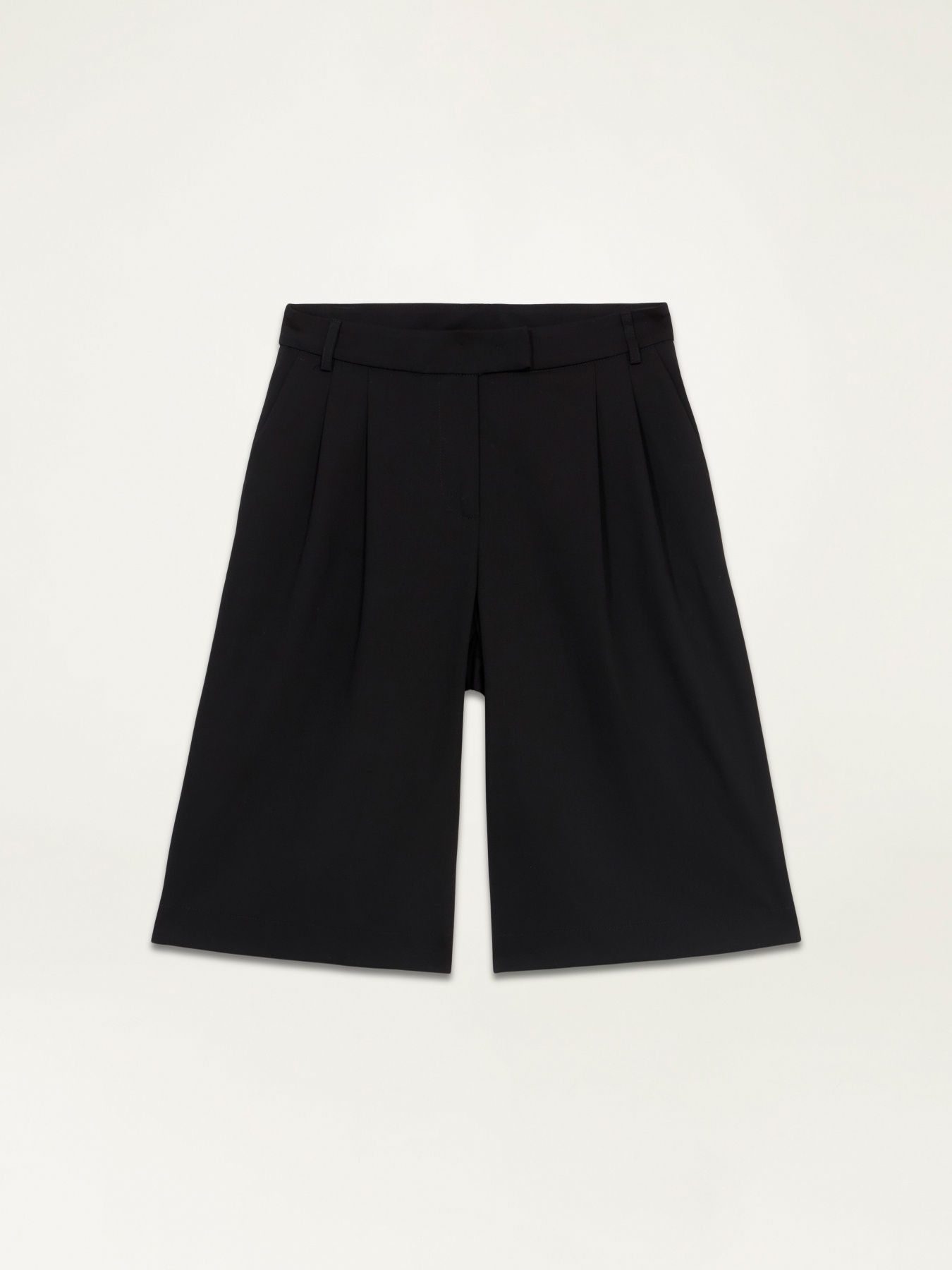 Bermudas tipo sastre image number 4