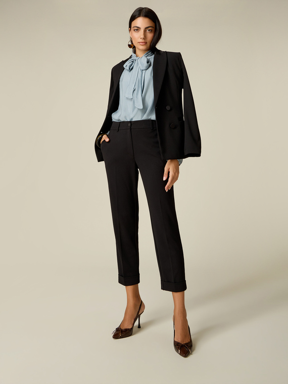 Cropped pants in cr&ecirc;pe fabric