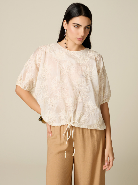 Blouse en m&eacute;lange lyocell avec broderie