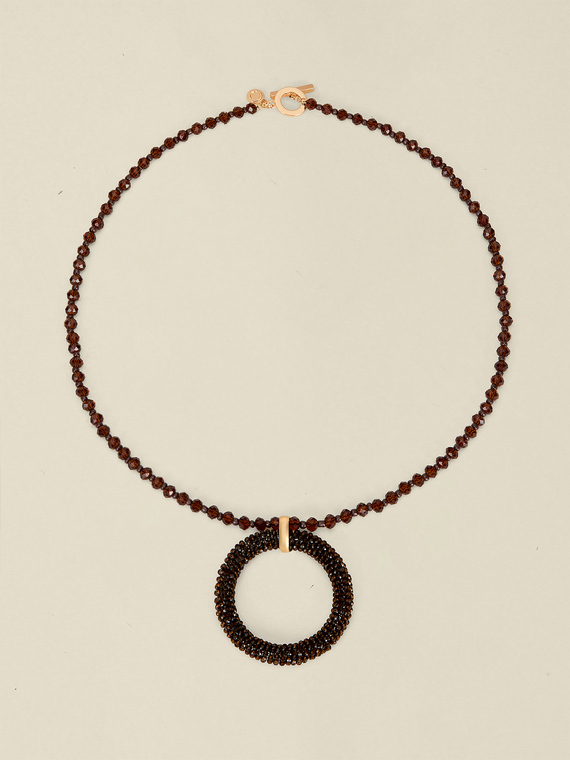 Collar largo con perlas