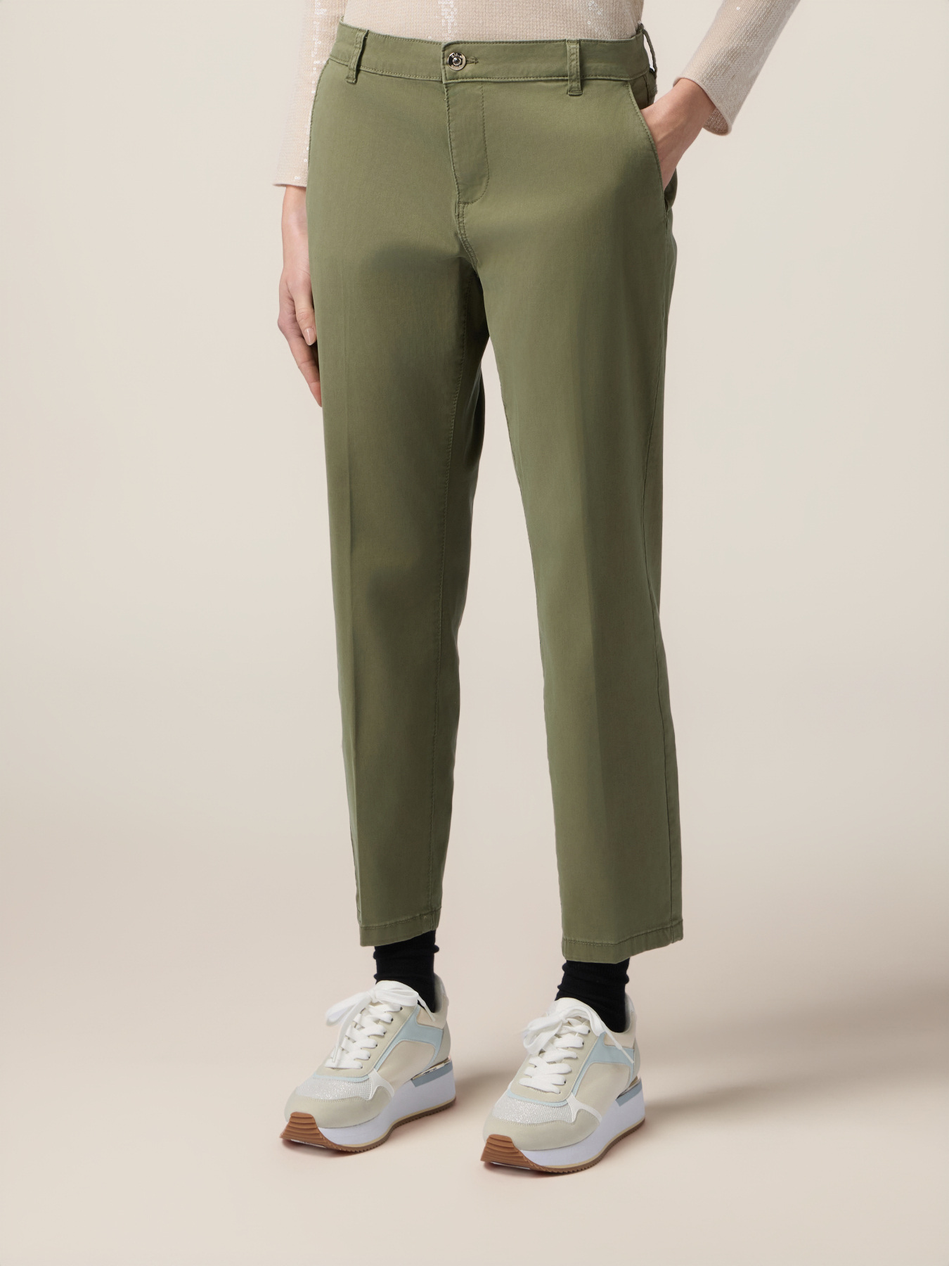 Pantaloni chino misto tencel image number 3