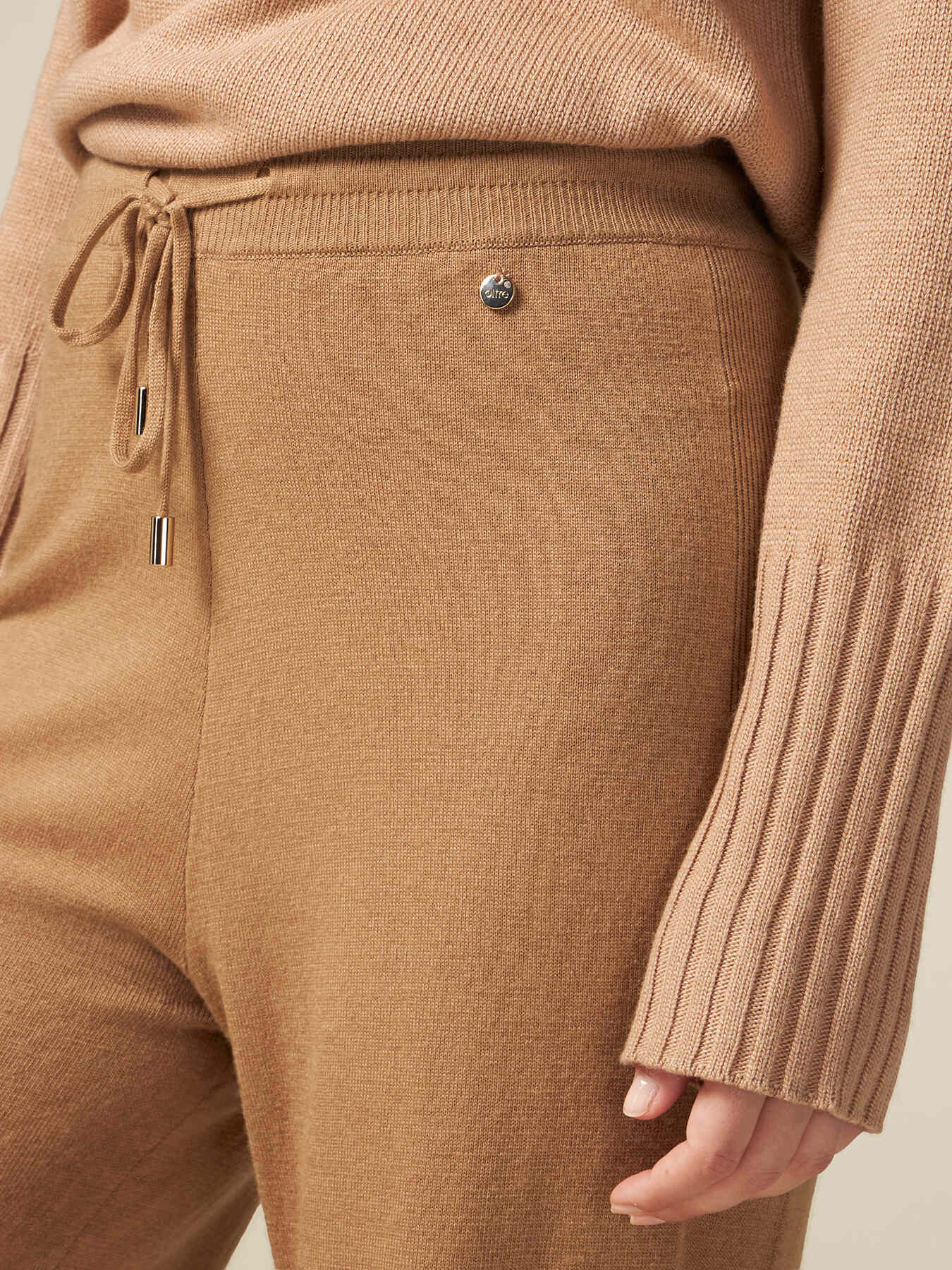 Cashmere blend knit trousers image number 2