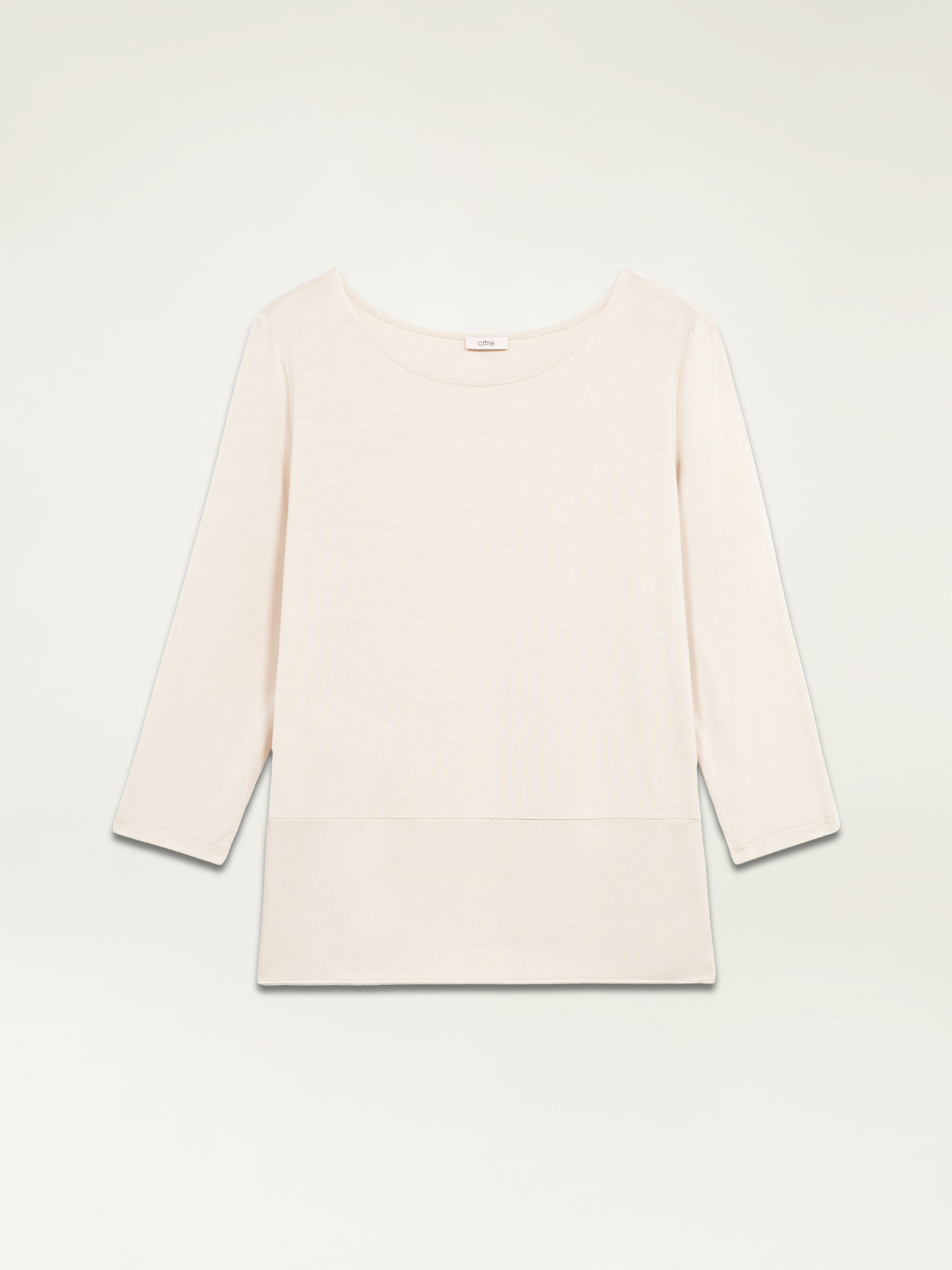 T-shirt con inserto in raso image number 3