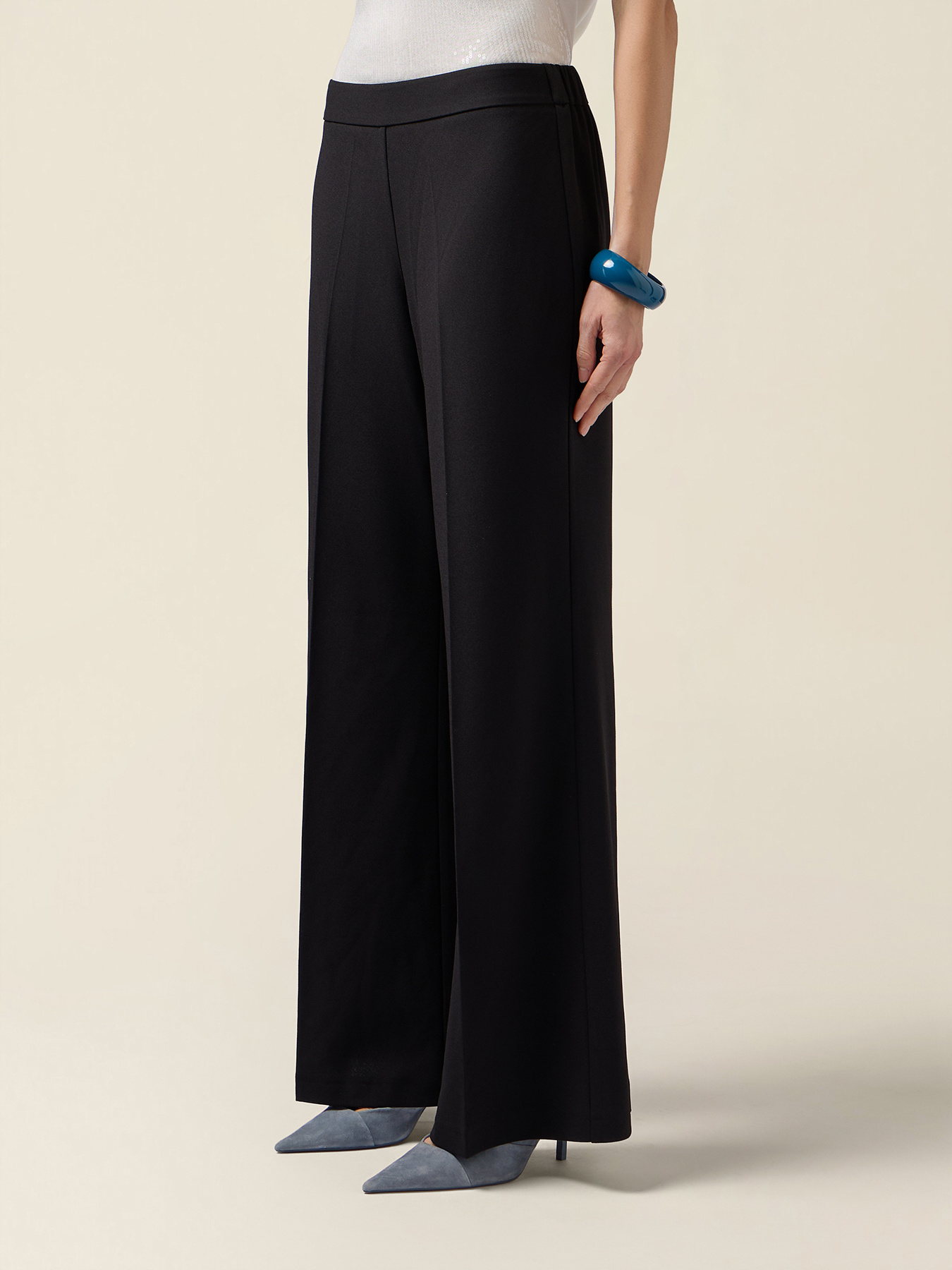 Wide-leg palazzo pants in crepe fabric image number 3