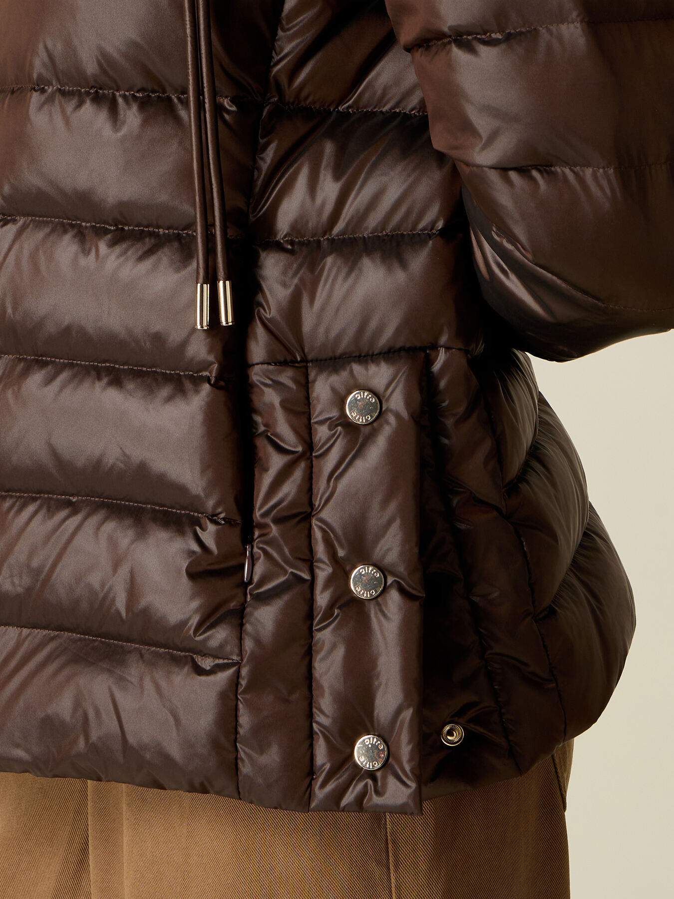 Chaqueta ligera de plum&oacute;n aut&eacute;ntico image number 2
