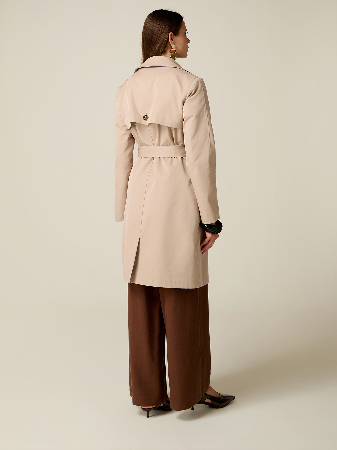Double-breasted trench coat with belt image number 1