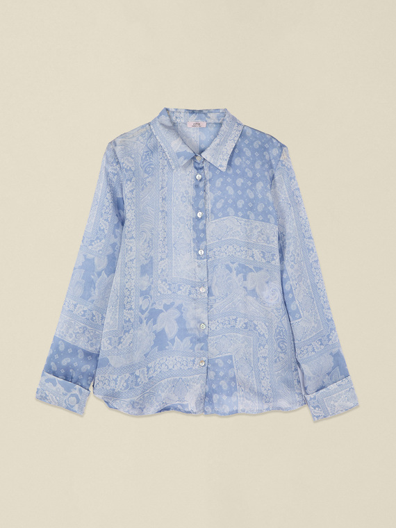 Chemise en satin imprim&eacute; foulard
