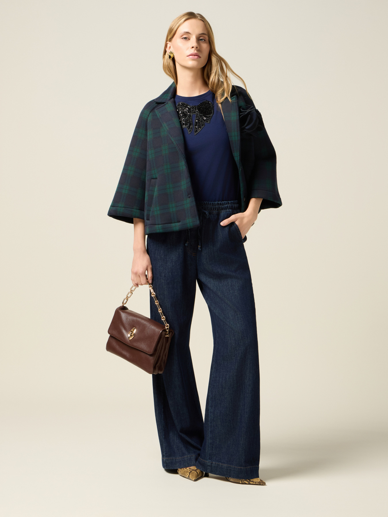 Pantalones vaqueros joggers image number 0