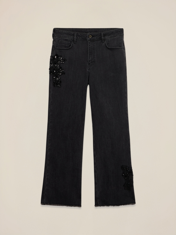 Jeans cropped wide din denim cu patch decorativ