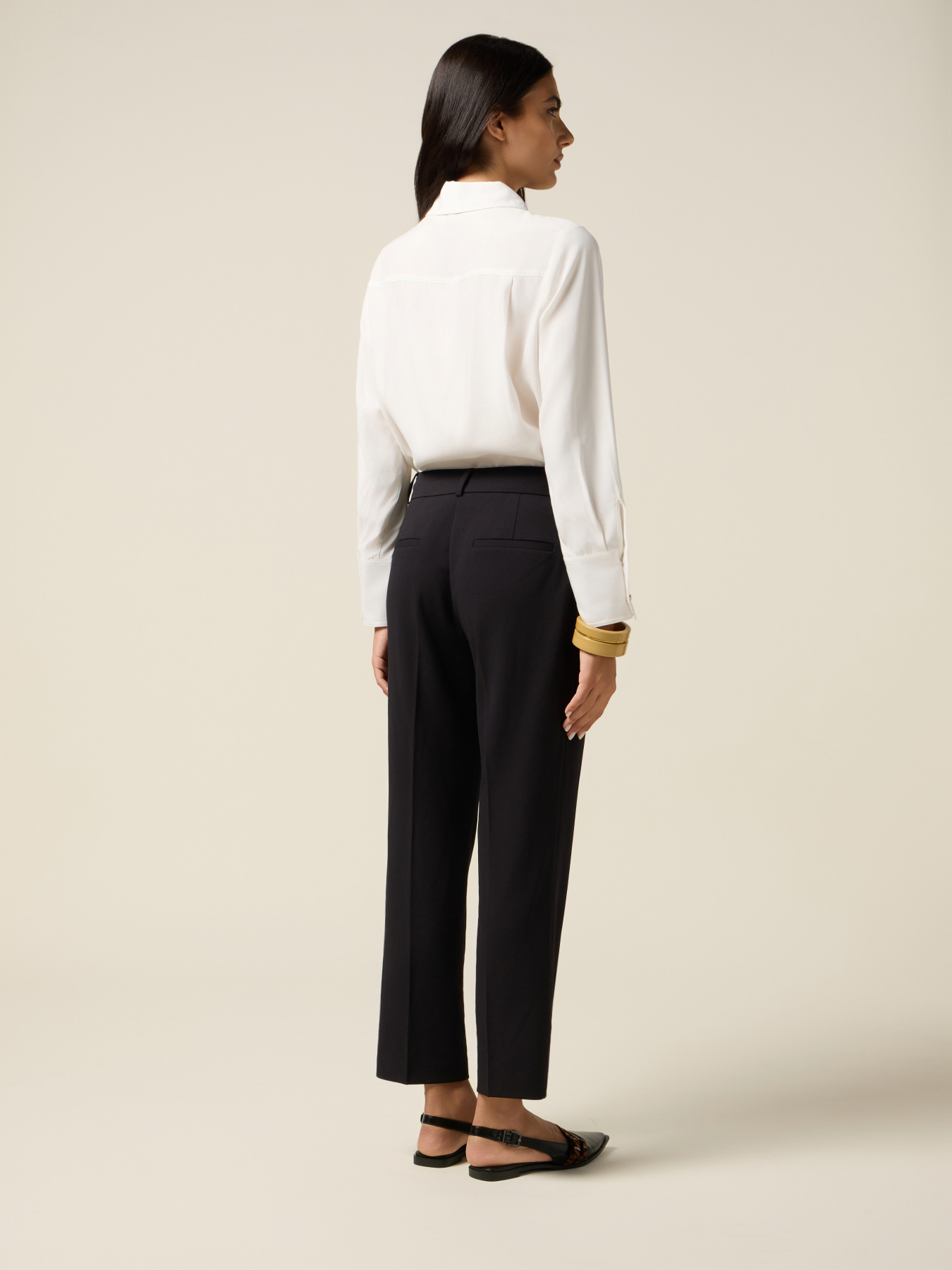 Regular trousers with contrast piping image number 1