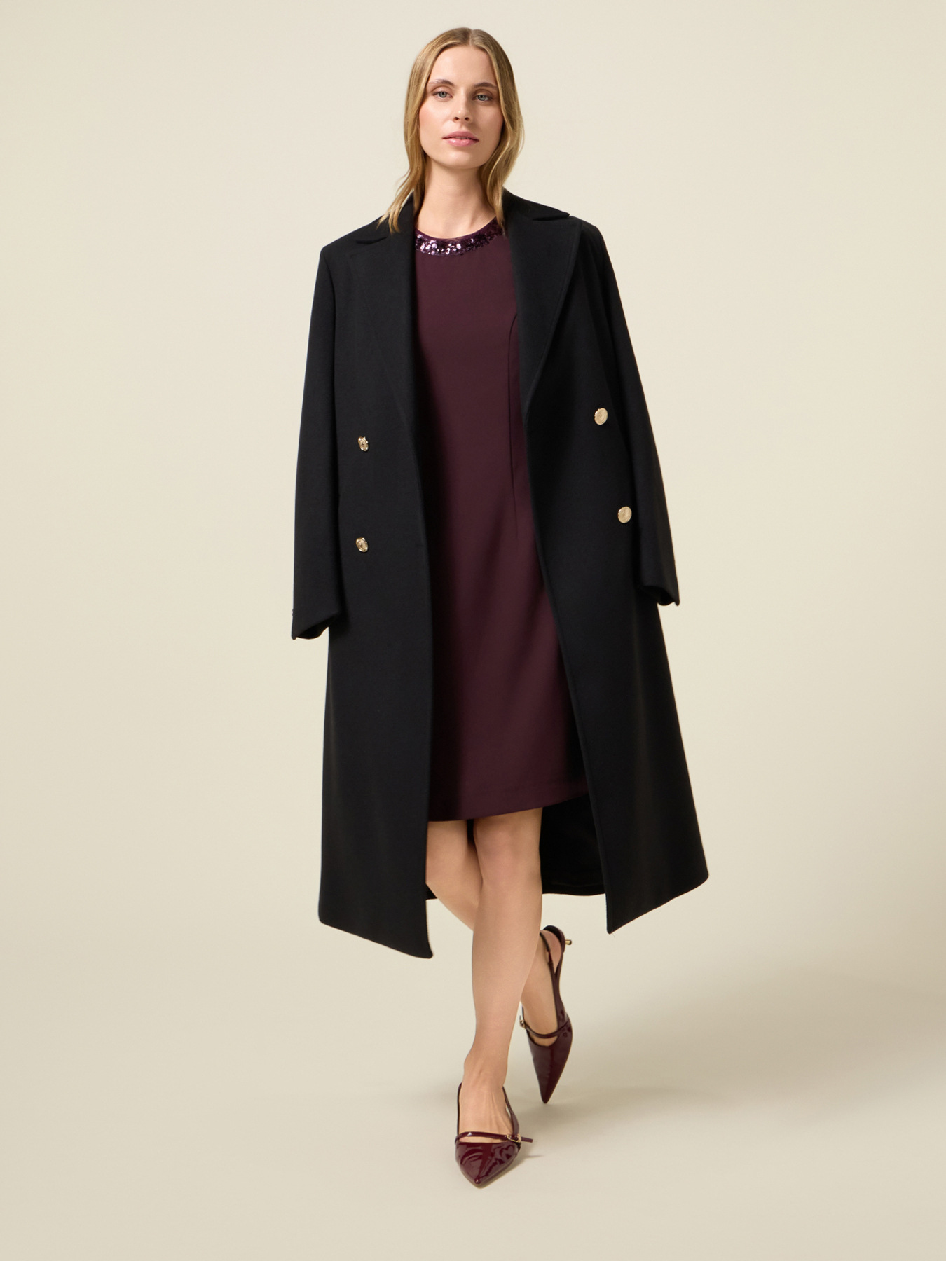 Schmales Kleid mit Paillettenbesatz image number 3