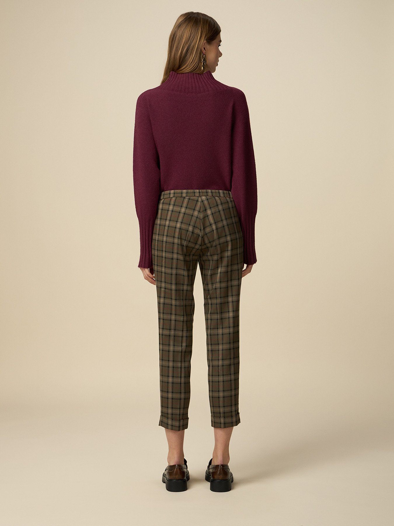 Chequered trousers image number 1
