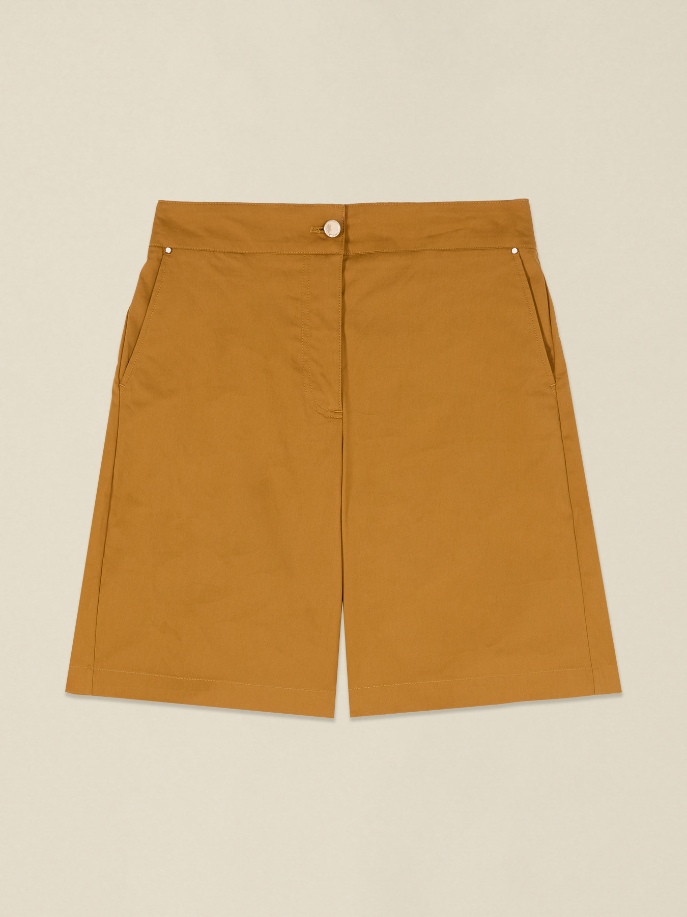 Bermuda shorts in cotton blend gabardine image number 4