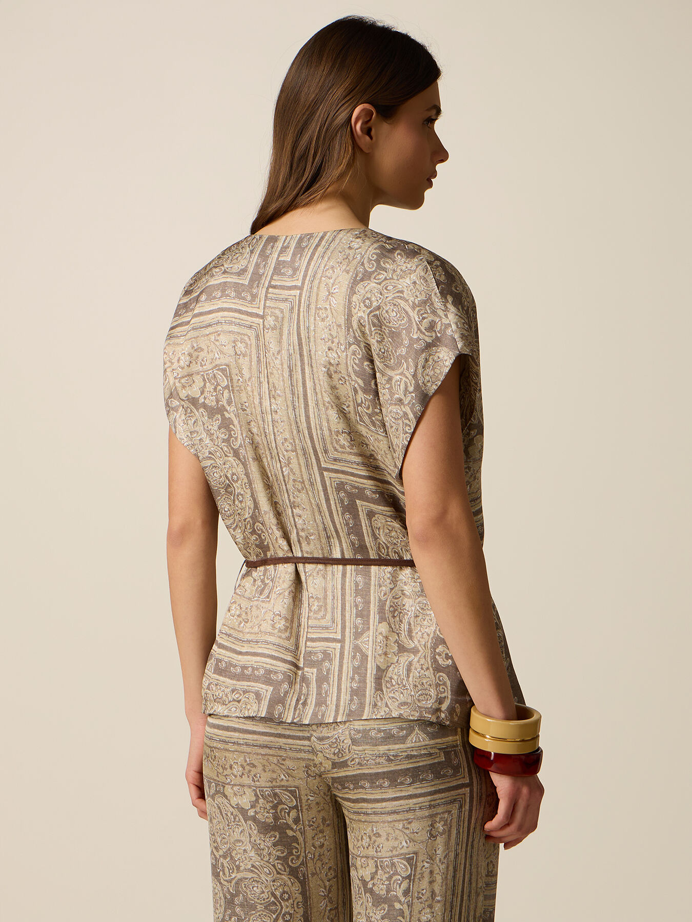 Chemisier en satin fantaisie image number 1