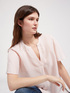 Kurz&auml;rmelige Bluse aus Cupro image number 2
