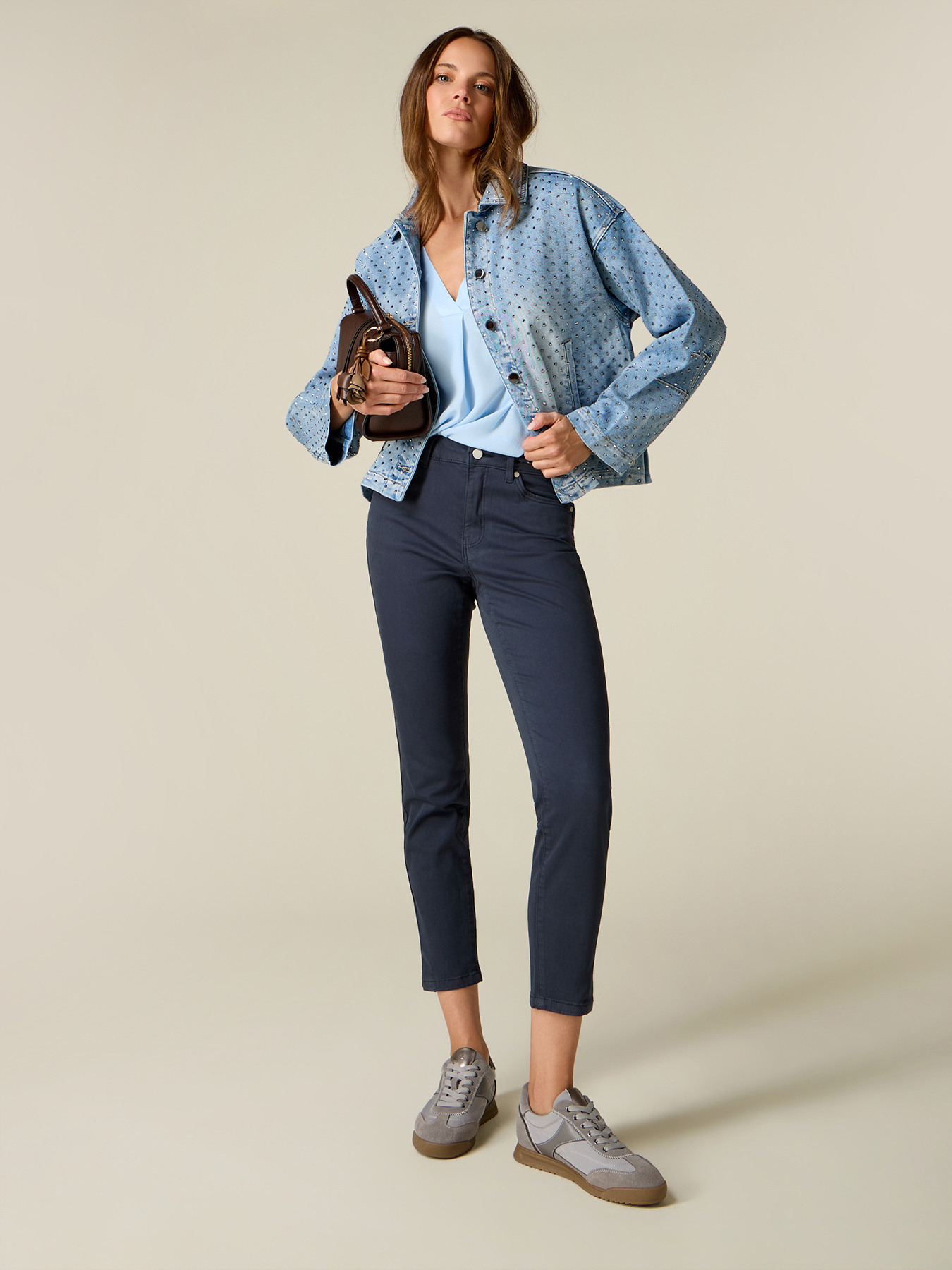 Pantalon skinny avec cha&icirc;ne m&eacute;tallique image number 0