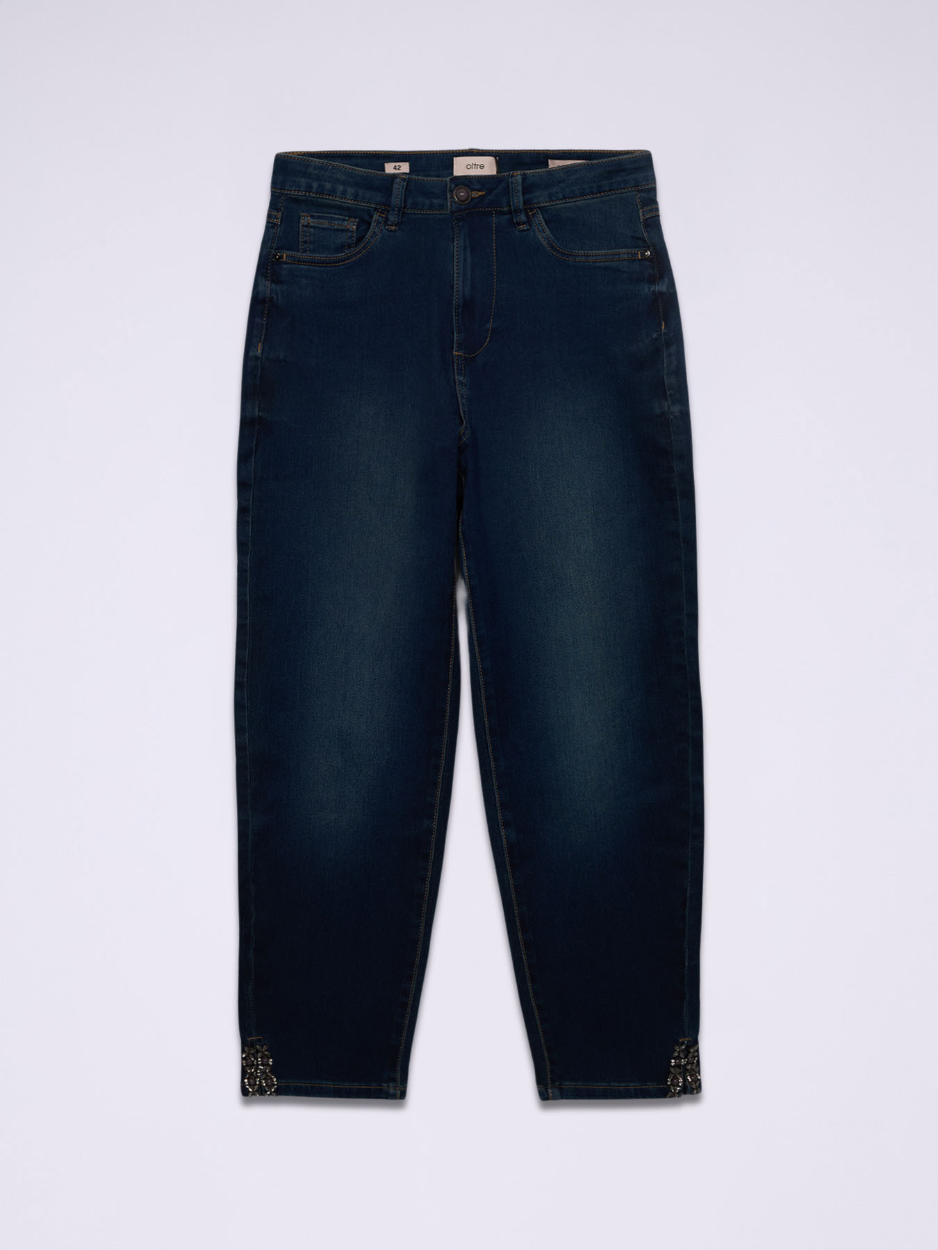 Boyslim jeans with jewel details image number 4