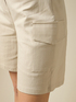 Pantalones cortos cargo en mezcla de lino image number 2