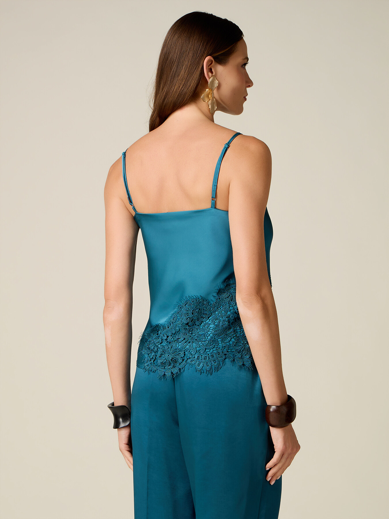 Top en satin et dentelle image number 1