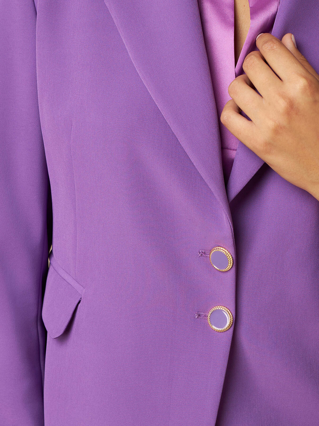 Einreihiger Blazer aus technischem Gewebe image number 2