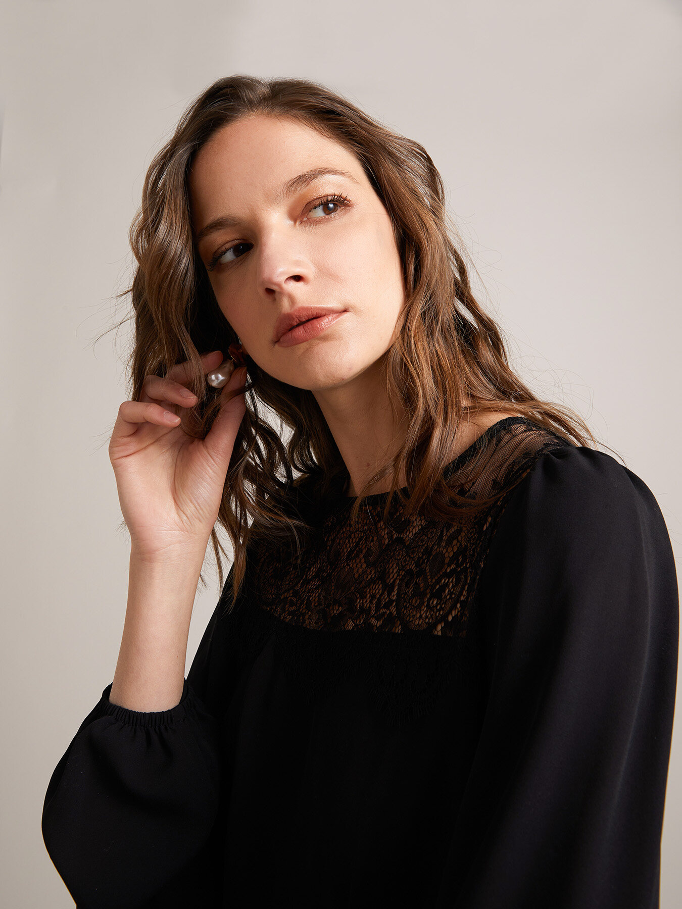 Blouse with lace yoke image number 2