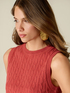 Sleeveless cable-knit sweater in wool/cashmere image number 2